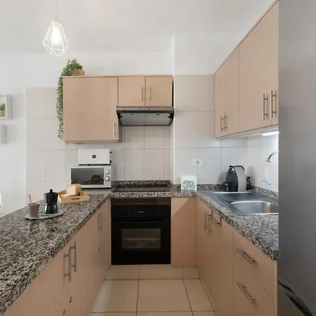 Lägenhet Serene Terrace And Pool *