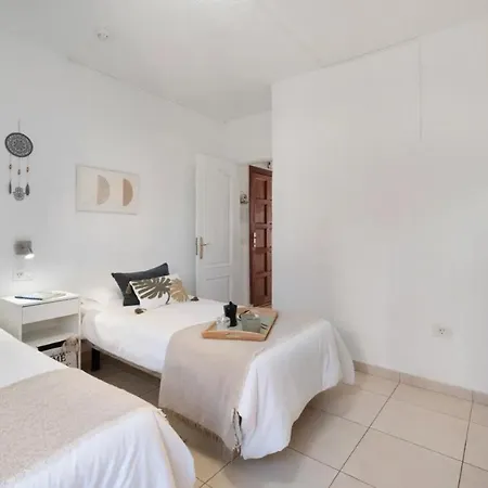 Serene Terrace And Pool Lägenhet Playa de las Americas (Tenerife)